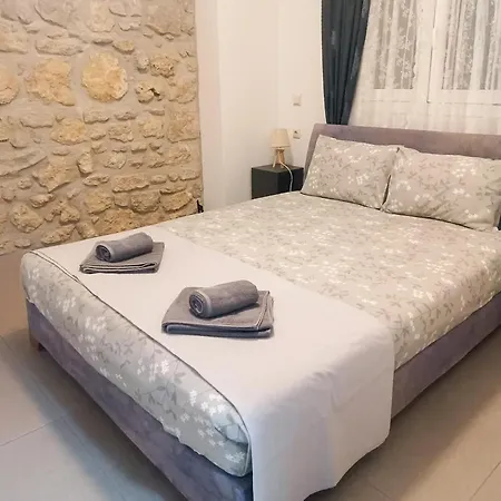 Marina'S Garden Nests - Holiday Bliss Getaways Romanos  Exterior photo