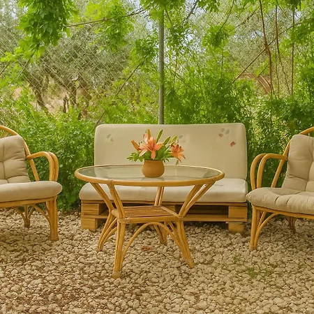 Marina'S Garden Nests - Holiday Bliss Getaways Romanos  Exterior photo