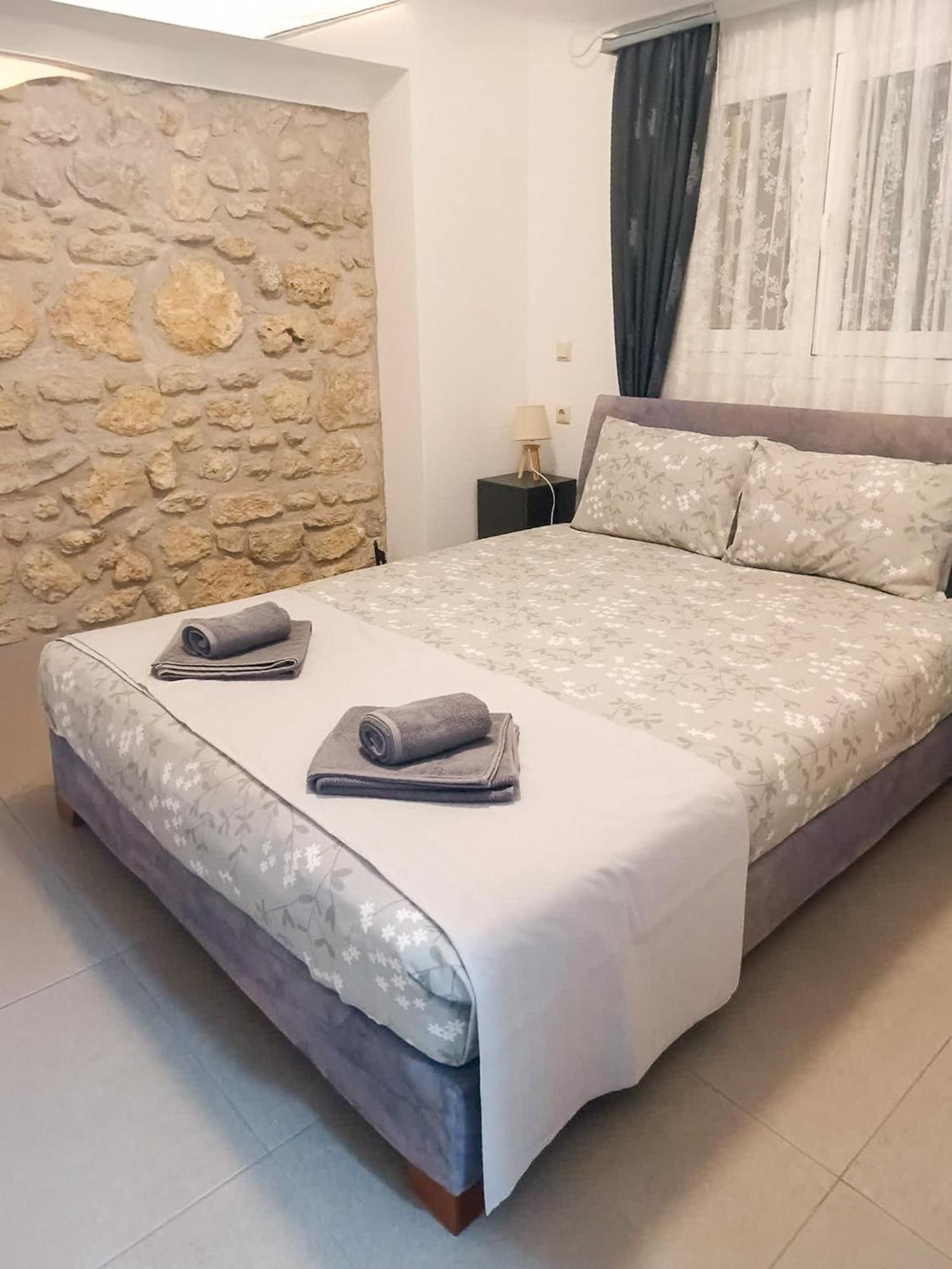 Apartment Marina's Garden Nests - Bliss Getaways Romanos (Messenia)